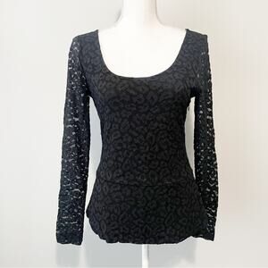 Cache lace long sleeve peplum top size medium scoop neck